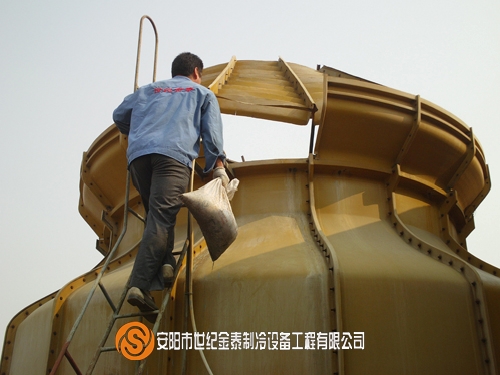 冷却塔清洗与维护