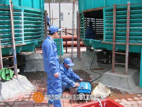 冷却塔清洗与维护