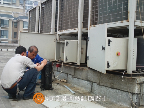 中央空调清洗维护