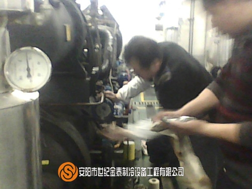 主机换油与维护