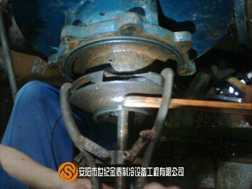 冷却塔清洗与维护